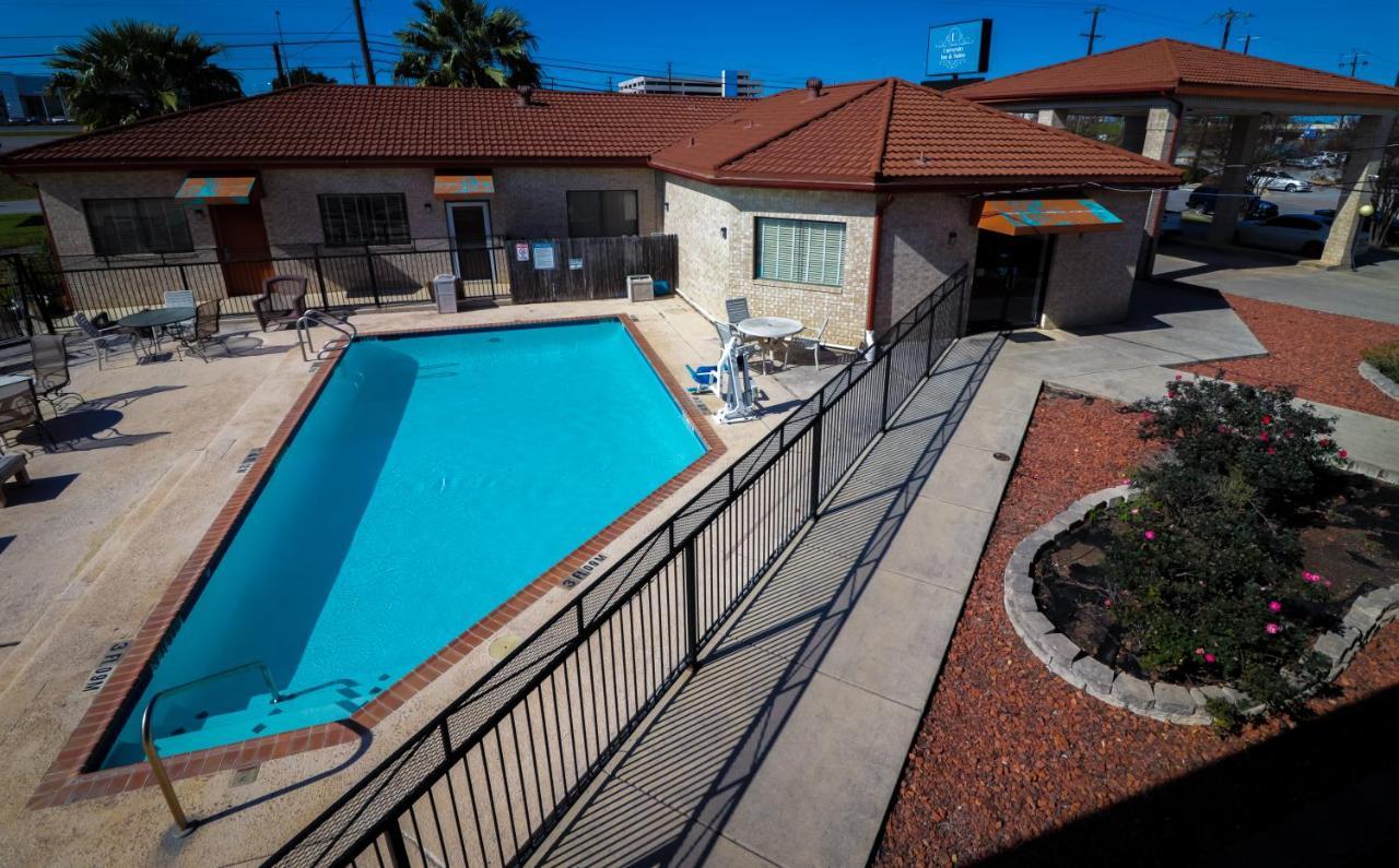 University Inn & Suites San Antonio Exterior foto